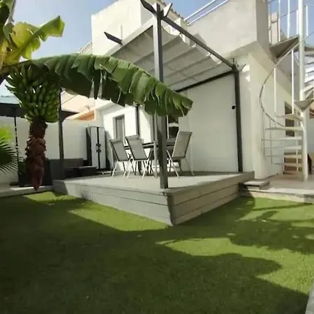 Holiday home Duplex Au Calme, Proche Toutes Commodites Torrevieja
