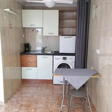 Duplex Au Calme, Proche Toutes Commodites *